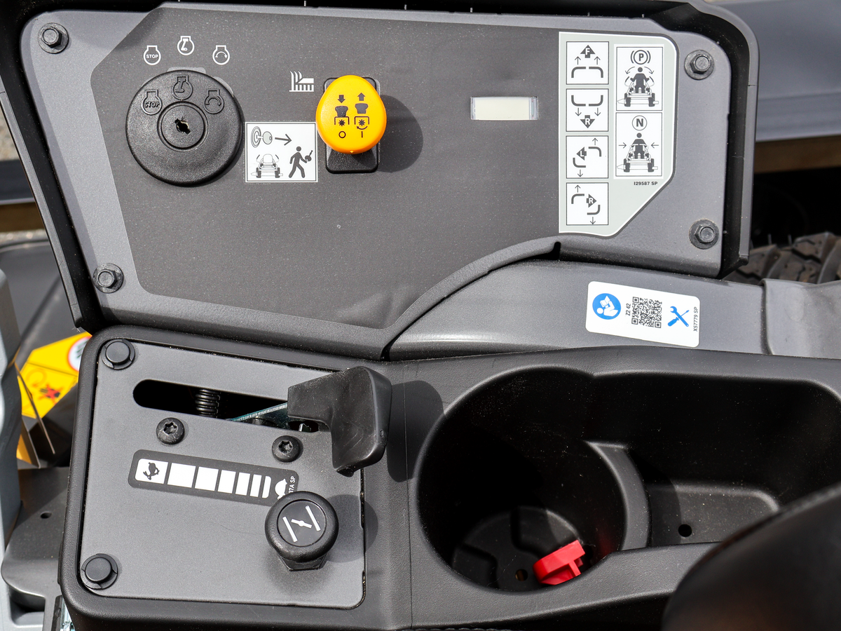 cub cadet ultima zero turn mower control panel